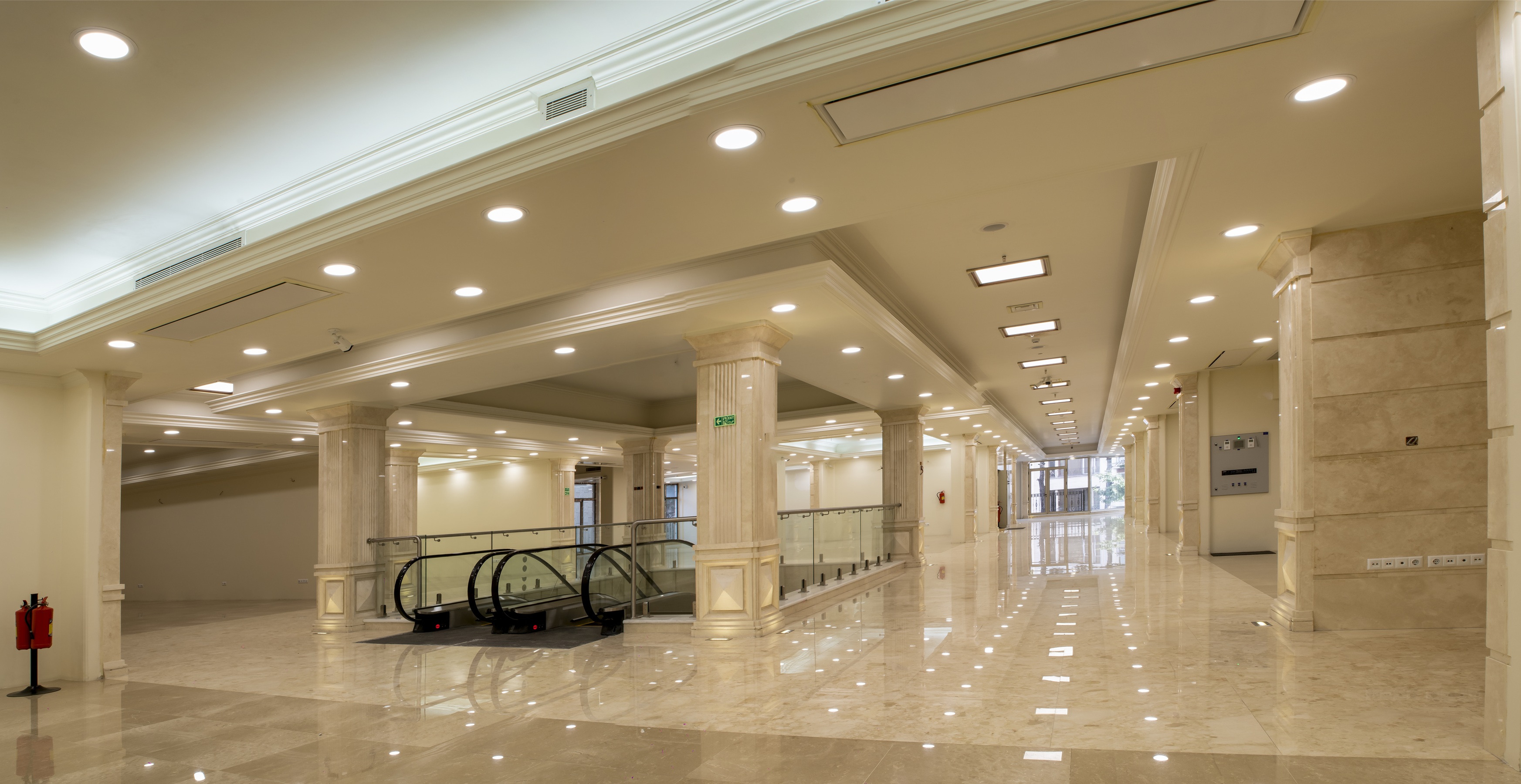 فروشگاه‌های مرکز خرید